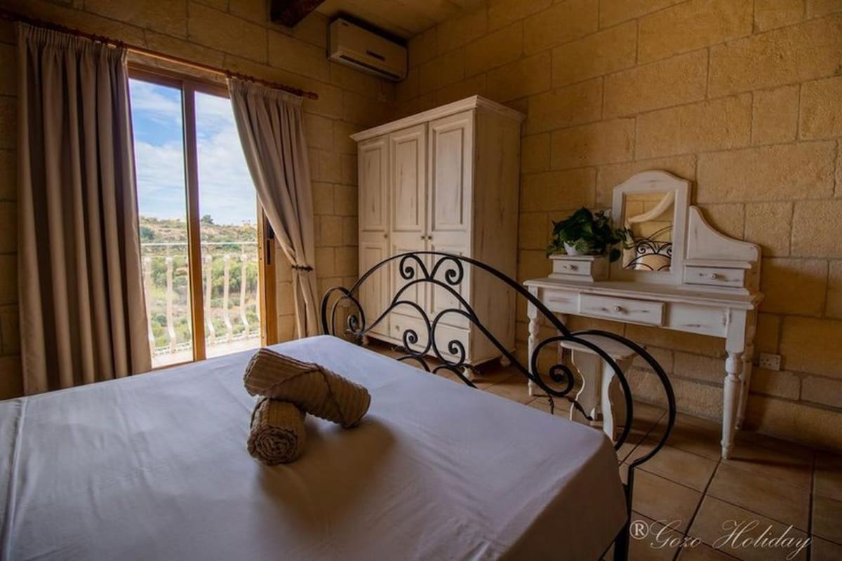 Bed and Breakfast Hibiscus Xagħra Esterno foto